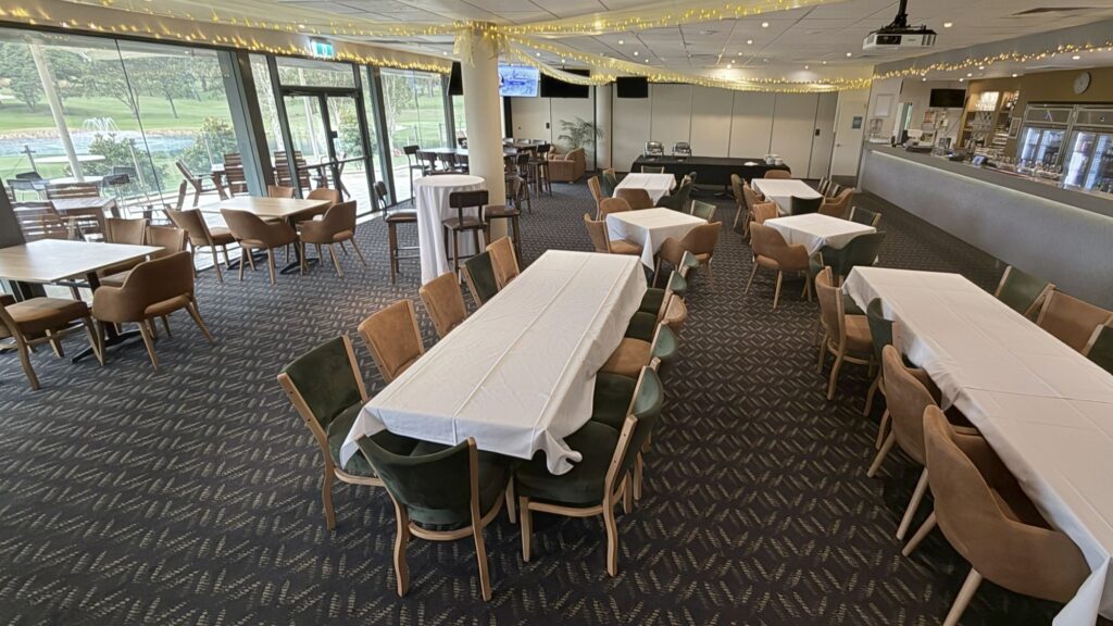 club_lounge_room_set_up